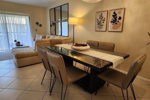 Copropriété à louer à Boca Raton, Floride: 2 chambres, 88.26 m2 № 2056736 - photo 3