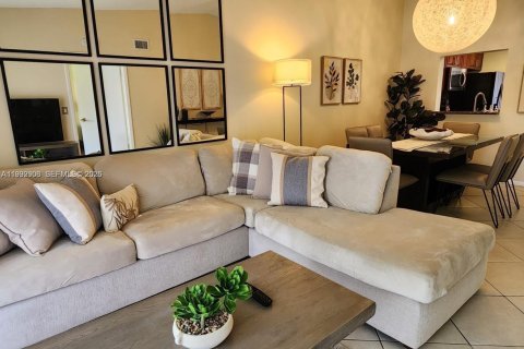 Copropriété à louer à Boca Raton, Floride: 2 chambres, 88.26 m2 № 2056736 - photo 1