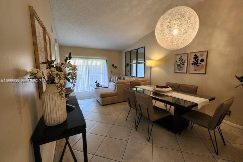 Copropriété à louer à Boca Raton, Floride: 2 chambres, 88.26 m2 № 2056736 - photo 2