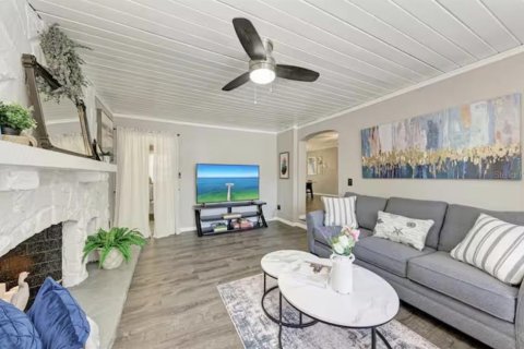 Villa ou maison à louer à Largo, Floride: 4 chambres, 187.2 m2 № 2432670 - photo 12