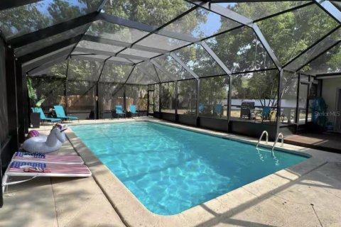 Villa ou maison à louer à Largo, Floride: 4 chambres, 187.2 m2 № 2432670 - photo 9