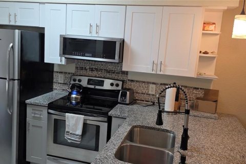 Condominio en alquiler en Punta Gorda, Florida, 2 dormitorios, 78.04 m2 № 2102923 - foto 19