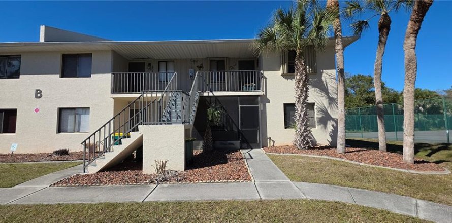 Condominio en Punta Gorda, Florida, 2 dormitorios  № 2102923