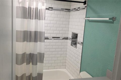 Condominio en alquiler en Punta Gorda, Florida, 2 dormitorios, 78.04 m2 № 2102923 - foto 8