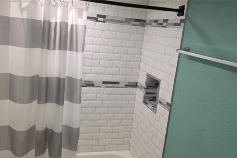 Condominio en alquiler en Punta Gorda, Florida, 2 dormitorios, 78.04 m2 № 2102923 - foto 9