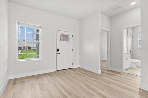 Casa en alquiler en Indian lake estates, Florida, 4 dormitorios, 175.68 m2 № 2224683 - foto 5
