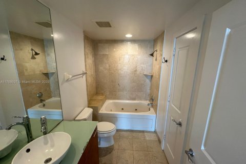 Condominio en venta en Fort Lauderdale, Florida, 1 dormitorio, 76.74 m2 № 1865408 - foto 6