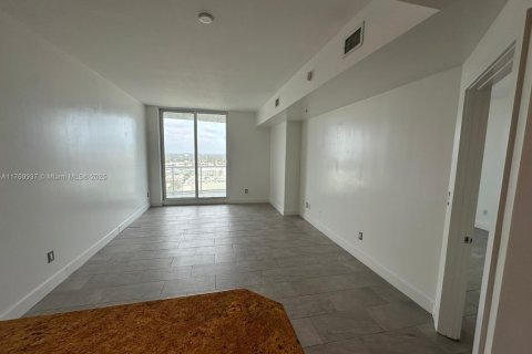 Condominio en venta en Fort Lauderdale, Florida, 1 dormitorio, 76.74 m2 № 1865408 - foto 5