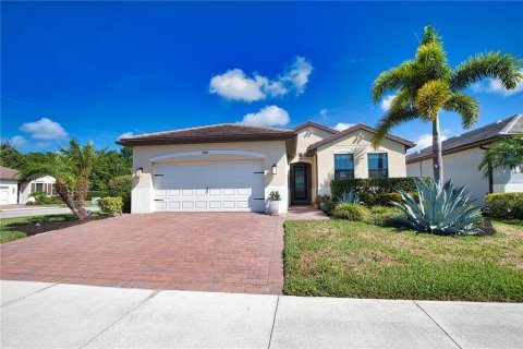 House in Venice, Florida 3 bedrooms, 152.17 sq.m. № 2215860 - photo 2