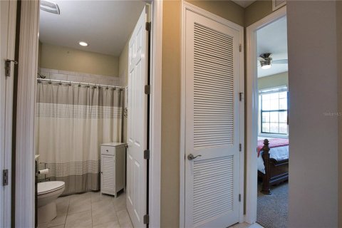 House in Venice, Florida 3 bedrooms, 152.17 sq.m. № 2215860 - photo 18