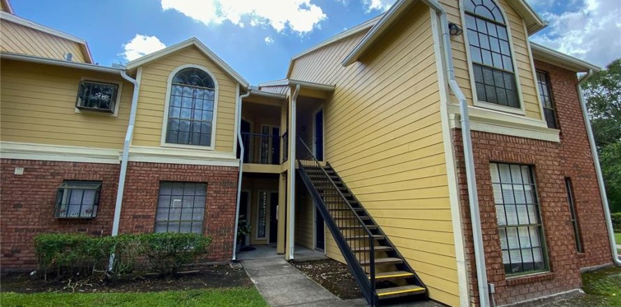 Condominio en Tampa, Florida, 1 dormitorio № 1916757