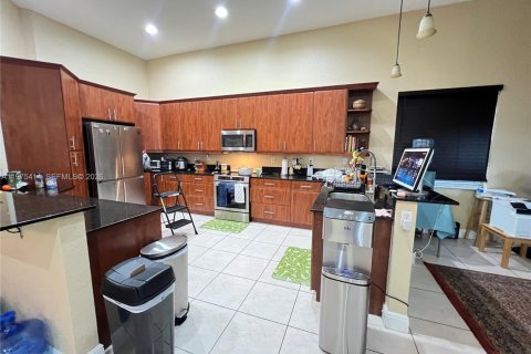 Villa ou maison à vendre à Homestead, Floride: 4 chambres, 221.2 m2 № 2038206 - photo 20