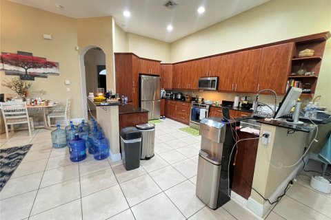 Villa ou maison à vendre à Homestead, Floride: 4 chambres, 221.2 m2 № 2038206 - photo 26