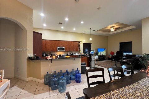 Villa ou maison à vendre à Homestead, Floride: 4 chambres, 221.2 m2 № 2038206 - photo 16