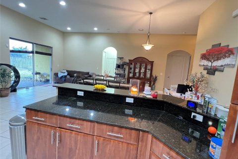 Villa ou maison à vendre à Homestead, Floride: 4 chambres, 221.2 m2 № 2038206 - photo 24