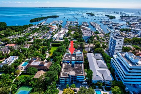 Condominio en alquiler en Miami, Florida, 32.7 m2 № 2076068 - foto 17