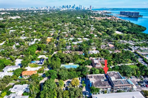 Condominio en alquiler en Miami, Florida, 32.7 m2 № 2076068 - foto 16
