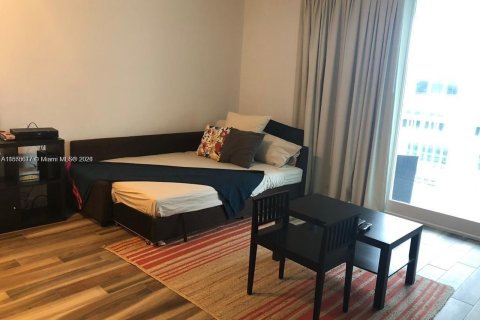 Купить кондоминиум в Майами-Бич, Флорида 51.1м2, № 1981481 - фото 19