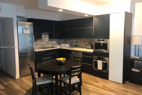 Купить кондоминиум в Майами-Бич, Флорида 51.1м2, № 1981481 - фото 22