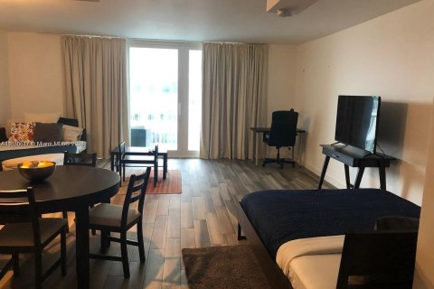 Купить кондоминиум в Майами-Бич, Флорида 51.1м2, № 1981481 - фото 21