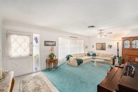 Casa en venta en Largo, Florida, 3 dormitorios, 153.66 m2 № 1747295 - foto 5