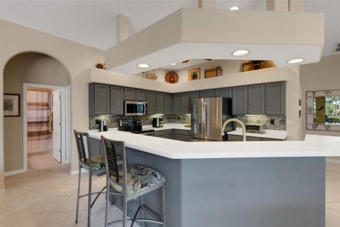 House in Sarasota, Florida 4 bedrooms, 239.22 sq.m. № 1631341 - photo 19