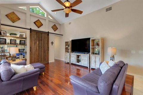 House in Sarasota, Florida 4 bedrooms, 239.22 sq.m. № 1631341 - photo 27