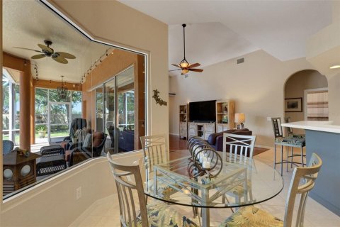 House in Sarasota, Florida 4 bedrooms, 239.22 sq.m. № 1631341 - photo 25