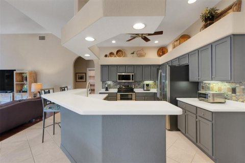 House in Sarasota, Florida 4 bedrooms, 239.22 sq.m. № 1631341 - photo 18
