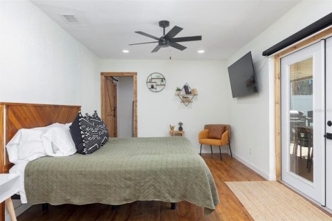 House in Saint Petersburg, Florida 2 bedrooms, 115.94 sq.m. № 2398803 - photo 16