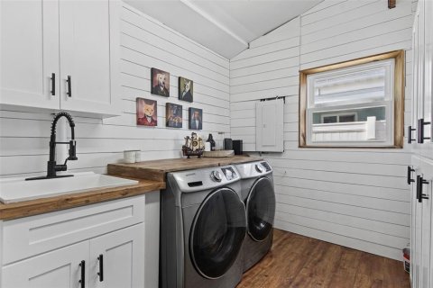 House in Saint Petersburg, Florida 2 bedrooms, 115.94 sq.m. № 2398803 - photo 25