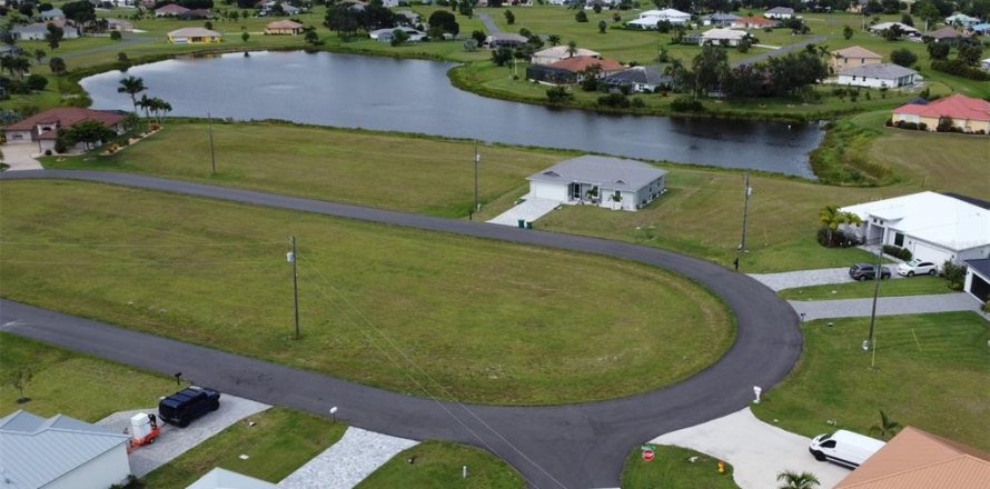 Land in Punta Gorda, Florida № 1906863
