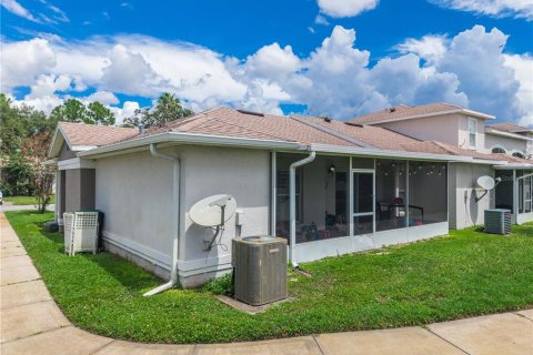 Townhouse in Orlando, Florida 3 bedrooms, 103.68 sq.m. № 2403453 - photo 8