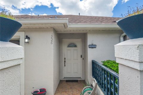 Townhouse in Orlando, Florida 3 bedrooms, 103.68 sq.m. № 2403453 - photo 13