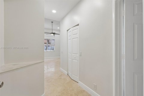 Villa ou maison à vendre à Weston, Floride: 4 chambres, 209.49 m2 № 2075647 - photo 15