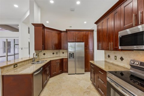 Villa ou maison à vendre à Weston, Floride: 4 chambres, 209.49 m2 № 2075647 - photo 13