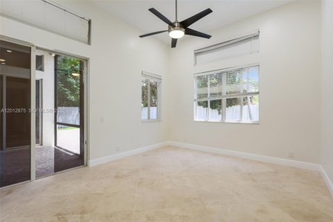Villa ou maison à vendre à Weston, Floride: 4 chambres, 209.49 m2 № 2075647 - photo 21