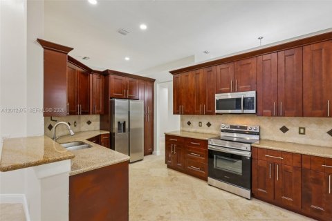 Villa ou maison à vendre à Weston, Floride: 4 chambres, 209.49 m2 № 2075647 - photo 11