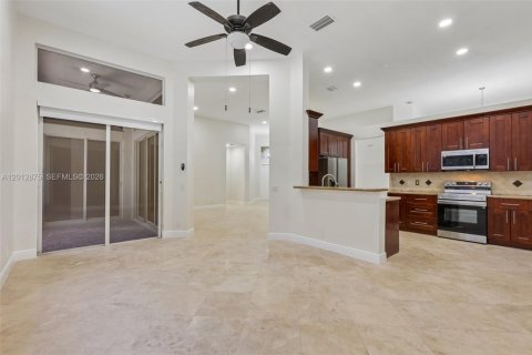 Villa ou maison à vendre à Weston, Floride: 4 chambres, 209.49 m2 № 2075647 - photo 9