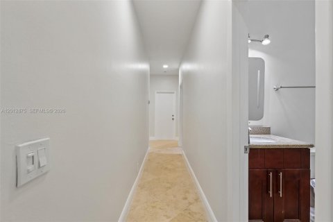 Villa ou maison à vendre à Weston, Floride: 4 chambres, 209.49 m2 № 2075647 - photo 30