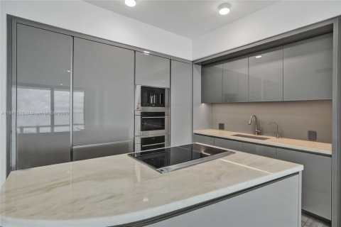 Condominio en venta en Sunny Isles Beach, Florida, 3 dormitorios, 210.98 m2 № 1980019 - foto 4