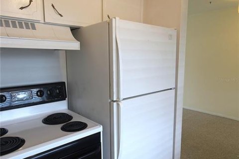 Copropriété à louer à Sarasota, Floride: 2 chambres, 67.63 m2 № 1902323 - photo 3