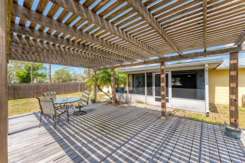 House in Englewood, Florida 3 bedrooms, 148.36 sq.m. № 1614254 - photo 21