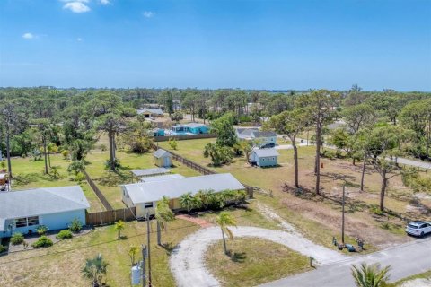 House in Englewood, Florida 3 bedrooms, 148.36 sq.m. № 1614254 - photo 27