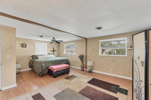 House in Englewood, Florida 3 bedrooms, 148.36 sq.m. № 1614254 - photo 10