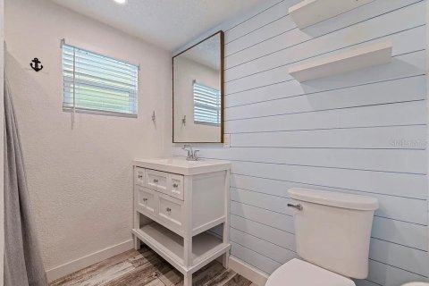 Casa en alquiler en Saint Petersburg, Florida, 4 dormitorios, 119.84 m2 № 1911167 - foto 24
