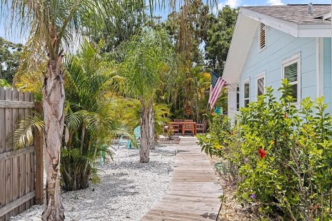Casa en alquiler en Saint Petersburg, Florida, 4 dormitorios, 119.84 m2 № 1911167 - foto 5