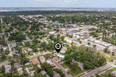 Casa en alquiler en Saint Petersburg, Florida, 4 dormitorios, 119.84 m2 № 1911167 - foto 8