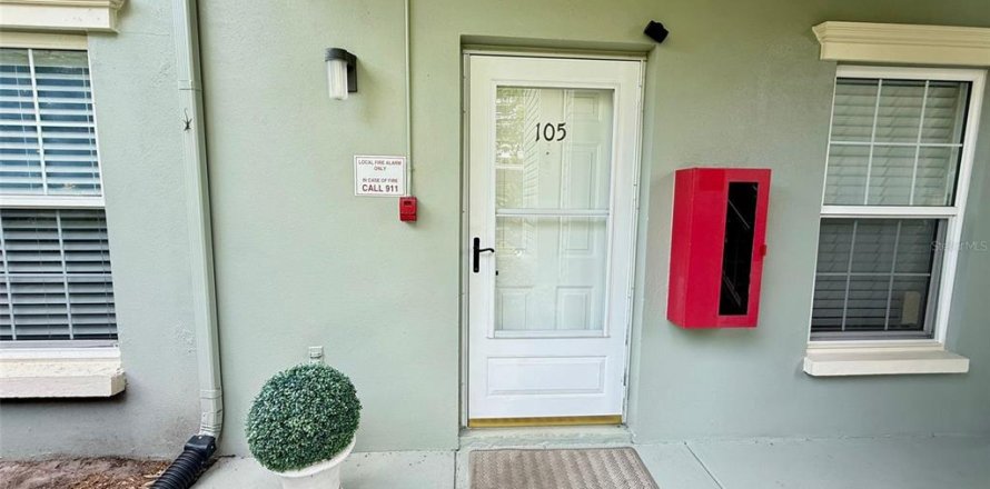 Condo in Dunedin, Florida, 2 bedrooms № 2117437
