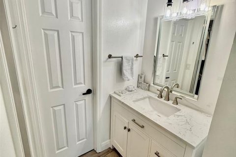 Condo in Dunedin, Florida, 2 bedrooms № 2117437 - photo 2